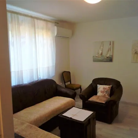 Apartment Apartman Petra