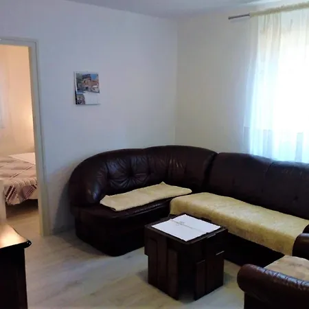 Apartman Petra Apartment Pula